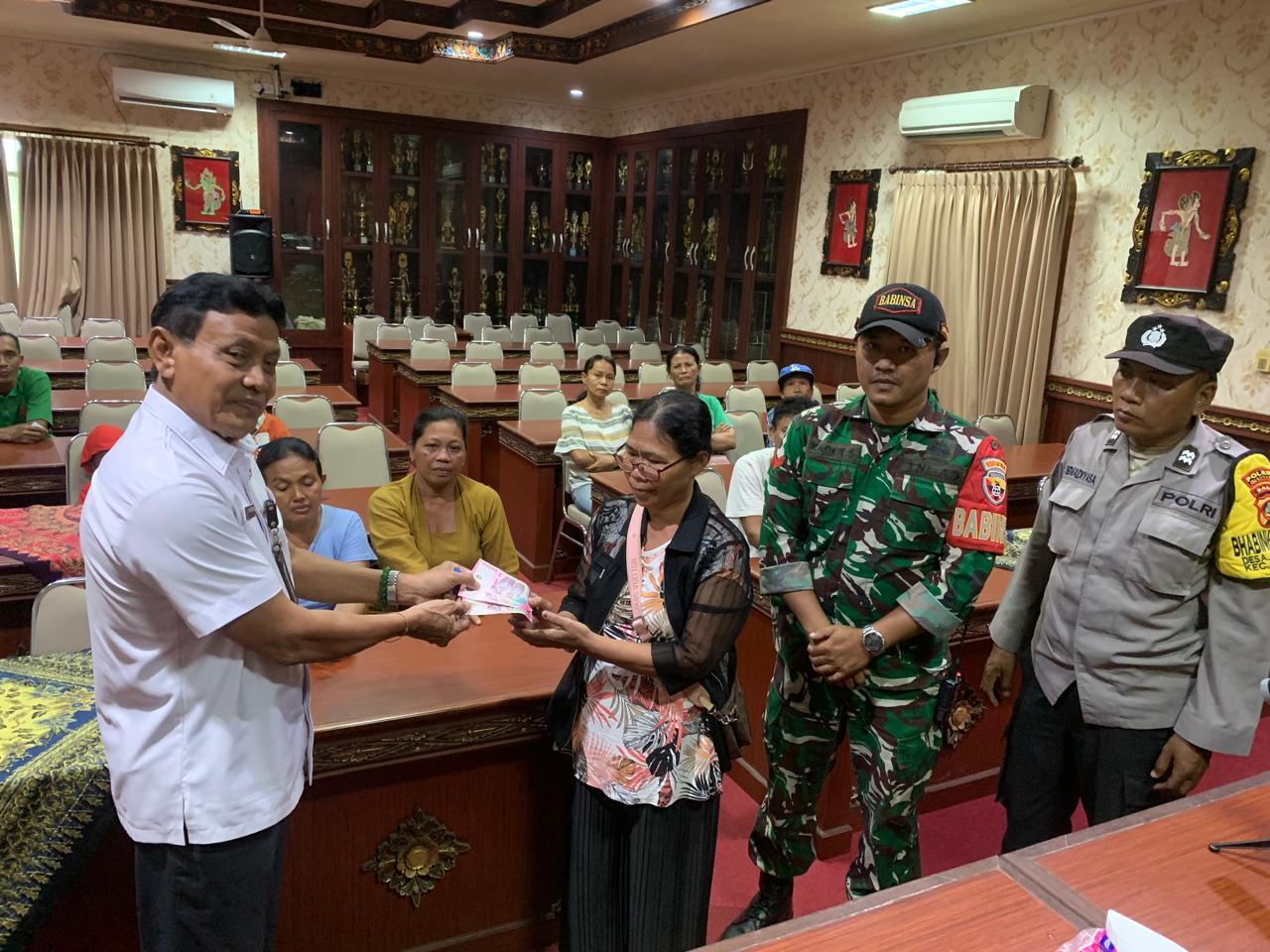 Pencairan Bantuan Langsung Tunai (BLT) Dana Desa (DD) Bulan Desember Desa Batubulan Tahun 2025